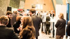 Freelance writers at networking events can land clients for their freelance writing services. Here are the top tips to network effectively.